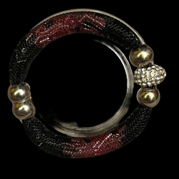 The Midnight Spark Bracelet. Magnetic Closure - Picture 3 of 7